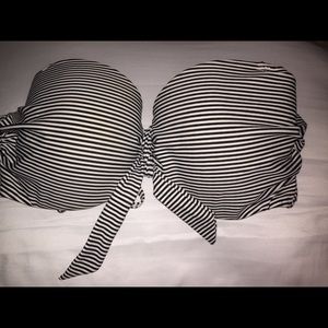 Black and white bathing suit top